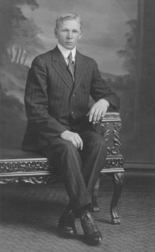 Baustian52.jpg