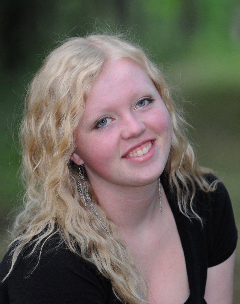 DSC_9683.jpg - Yearbook Picture