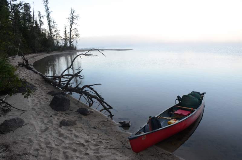 700_4580.jpg - Sandy beach at the entry point