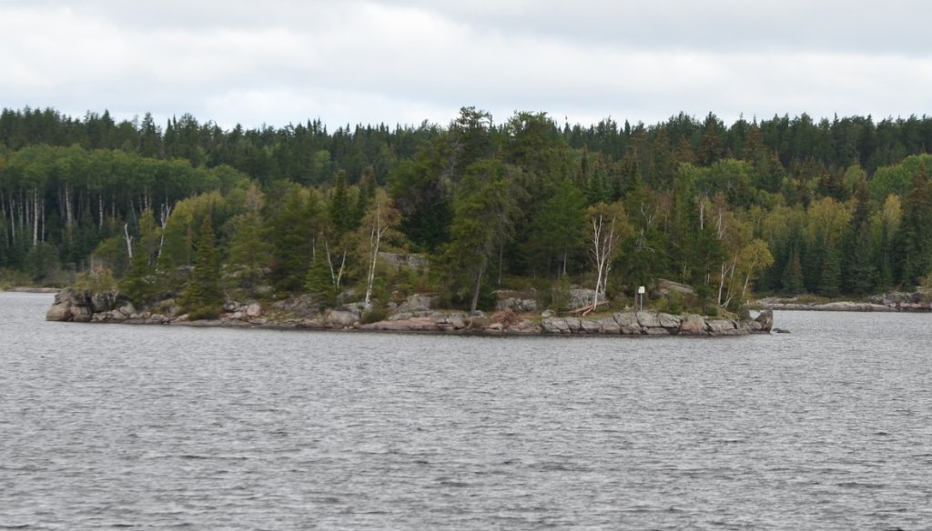 700_6217.jpg - The island I camped on Day 1